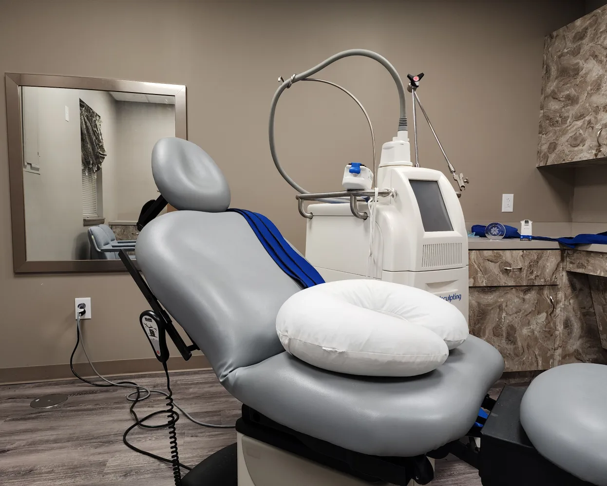 CoolSculpting treatment room at Best Reflections